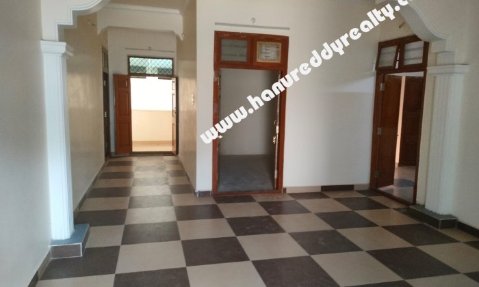 7 BHK Independent House for Rent in Adyar
